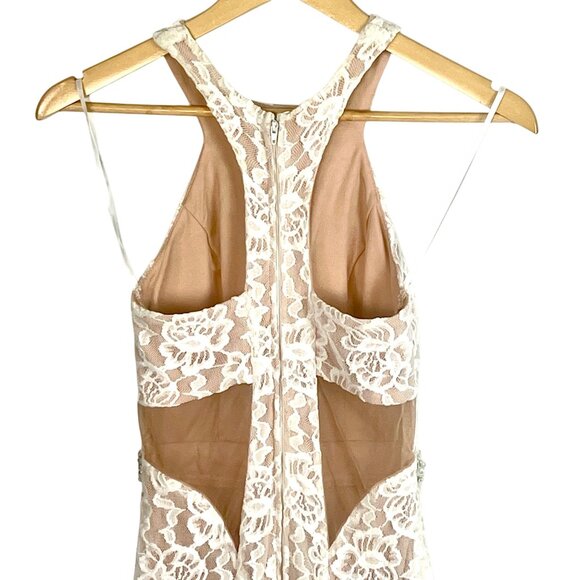 Elegant White Halter Floral Lace Gown Slit Embellished Waist Size 0 Slit Formal - Picture 10 of 14